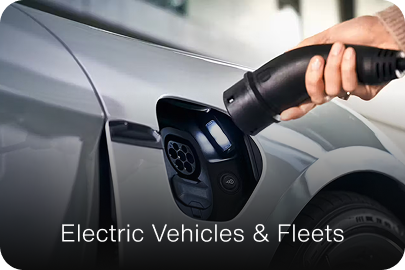 Illustration of CELTAN energy solutions powering electric vehicles and fleet charging infrastructure
